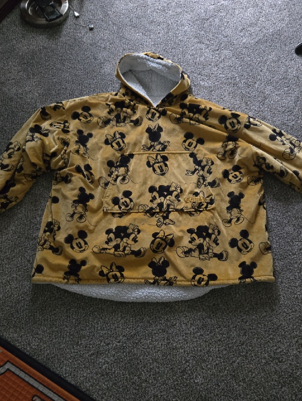 The Comfy Disney Mickey & Minnie